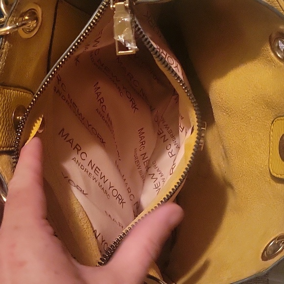 Marc New York Yellow Leather Luxury Bag. Minmal Call Outs, Style, Sophistication - Picture 6 of 12